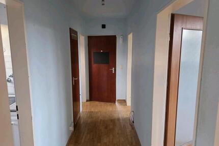 Hagen - Selbecke, 3 Zimmer DG - 570,00&nbsp;EUR Kaltmiete, ca.&nbsp; 57,00&nbsp;m&sup2; in Hagen (PLZ: 58091) Dahl