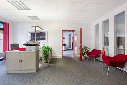 Großzügige Gewerbefläche mit vielseitigen Nutzungsmöglichkeiten - Ensemble aus drei Einheiten - Bergisch Gladbach Moitzfeld