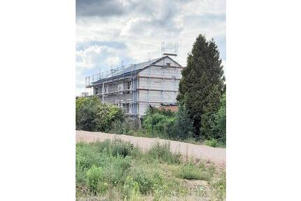 Moderne 2,5-Zimmer-Wohnung Erstbezug nach Sanierung - Hettenleidelheim