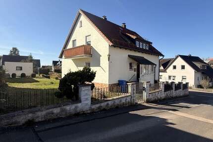 Haus zum Kaufen in Schirmitz 330.000,00 € 165 m²