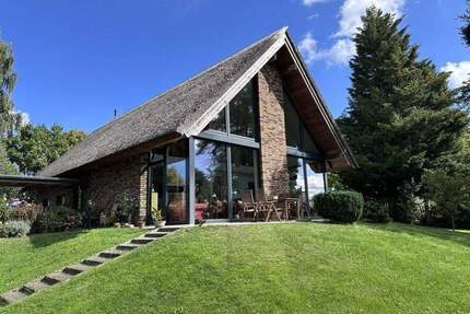 eindrucksvolles Architektenhaus mit 1,07 ha Parkgrundstück und Teich in idyllischster Lage am Rande des Nationalparks - Kargow / Federow Damerow