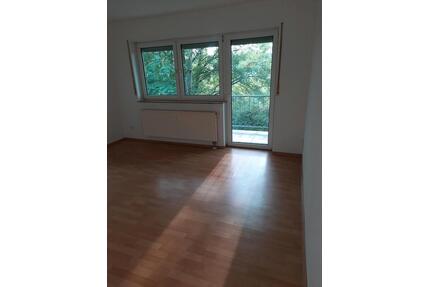 3 ZKB Wohnung, Ca.80qm - 630,00&nbsp;EUR Kaltmiete, ca.&nbsp; 80,00&nbsp;m&sup2; in Steimel (PLZ: 57614)