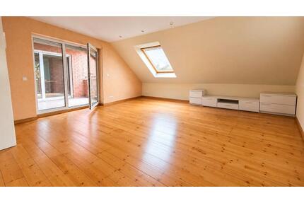Euskirchen - Helle 3-Zimmer-- Dachgeschoss-Wohnung mit Balkon