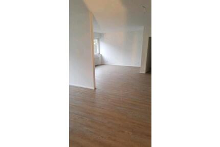 Mietwohnung - 650,00&nbsp;EUR Kaltmiete, ca.&nbsp; 78,00&nbsp;m&sup2; in Tawern (PLZ: 54456)