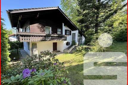 Haus zum Kaufen in Freyung 299.000,00 € 144 m²