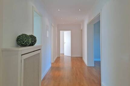 Ich freu mich auf Zuhause! 3½-R.-ETW mit Balkon, Garage & Gartenteil nah am Kettwiger Städtchen - Essen