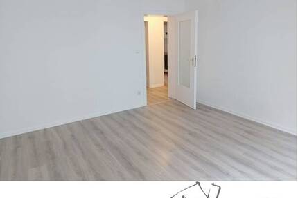 Gut vermietetes 8-Parteienhaus Nähe 