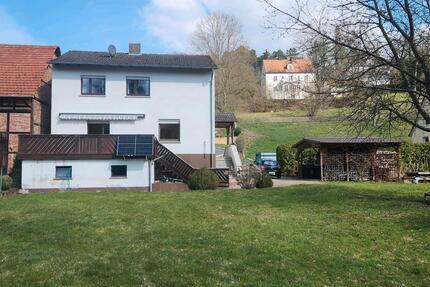 Einfamilienhaus - 215.000,00&nbsp;EUR Kaufpreis, ca.&nbsp; 140,00&nbsp;m&sup2; in Eiterfeld (PLZ: 36132)