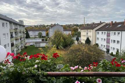 Wohnung zum Kaufen in Böblingen 229.000,00 € 74 m²