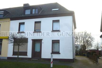 Haus zum Kaufen in Bedburg-Hau 250.600,00 € 190 m²