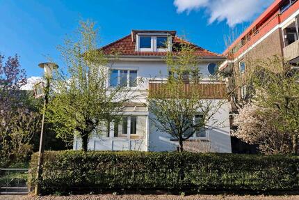 Stadtvilla in Oldenburg Innenstadt-7 Zimmer-Balkon-Wintergarten