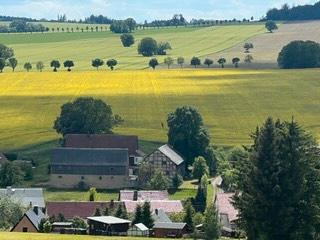 Historischer Dreiseitenhof mit Fachwerkcharme - Klingenberg