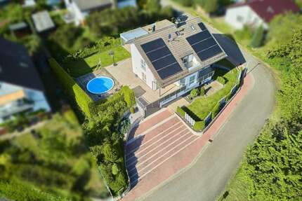 Haus zum Mieten in Neckarsteinach 2.450,00 € 331 m²