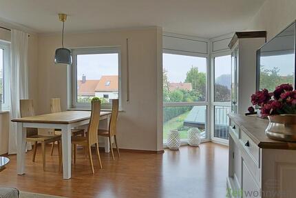 (EF0570_M) Dresden: Naußlitz, kleine freundliche, helle 3-Zimmer-Wohnung mit Balkon, WLAN und festem PKW-Stellplatz