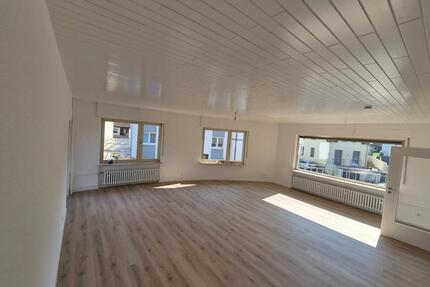 Großzügiges Einfamilienhaus in Budenheim zu vermieten