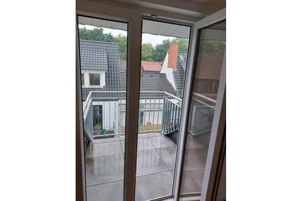 Kleine Dachgeschoss Wohnung - 660,00&nbsp;EUR Kaltmiete, ca.&nbsp; 30,00&nbsp;m&sup2; in Bremen (PLZ: 28215) Findorff