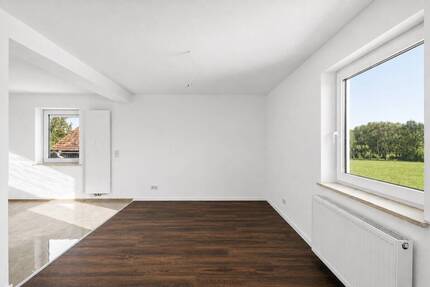 3-Zi-EG Wohnung mit großzügiger Terrasse, Doppelgarage & Keller Erstbezug nach Sanierung - Niedermotzing