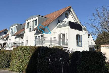 Günstige 2,5-Zimmer-Wohnung mit Balkon, Tiefgaragen- und Außenstellplatz - Rielasingen-Worblingen