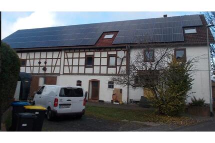 [B] Bauernhaus mit Weideland und Baugrundstücken - Freiensteinau