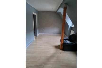 4 ZKB Dachgeschosswohnung in Altena ab sofort - Siegen Weidenau