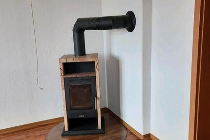 Hochwertig renovierte 4-Raum-Wohnung mit Kamin, Balkon - Auerbach/Vogtland