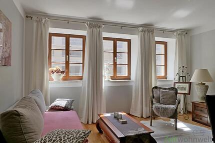 (EF0780_M) Dresden: Innere Altstadt, möbliertes 2-Zi-City-Apartment mit WLAN, Service, Loggia, TG-Stellplatz möglich