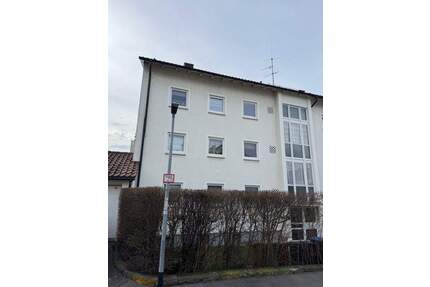 Attraktives 3-4 Familienhaus in Fellbach mit Potenzial
