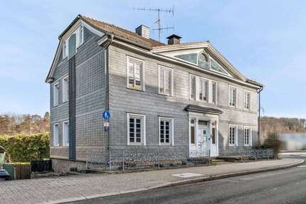 Haus zum Kaufen in Hückeswagen 349.000,00 € 280.8 m²