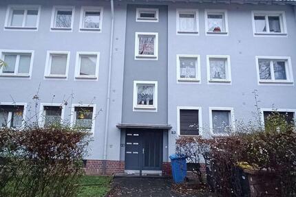 Berliner Straße 18, 1. OG links, schöne 3 ZKB Wohnung ab sofort zu vermieten - Dillenburg