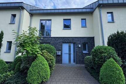 Haus zum Mieten in Kevelaer-Winnekendonk 1.580,00 € 167 m²
