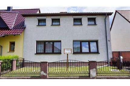 Platz für zwei Familien - Charmantes Haus mit Potenzial in Britz bei Eberswalde