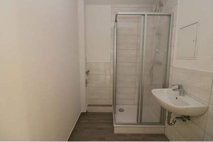 Eine neue Wohnung ist wie ein neues Leben...neu sanierte 2-RW mit Dusche & Balkon!!! - Freiberg