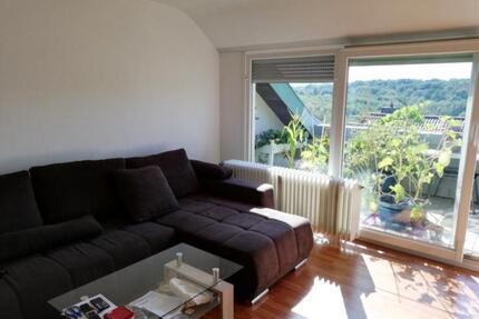 Sonnige Wohnung: 2-Zimmer-DG-Wohnung mit Süd-Dachterrasse - Sulzbach (Saar)