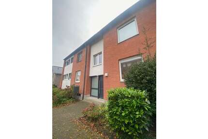 Wohnung zum Kaufen in Oldenburg 185.000,00 € 72.88 m²