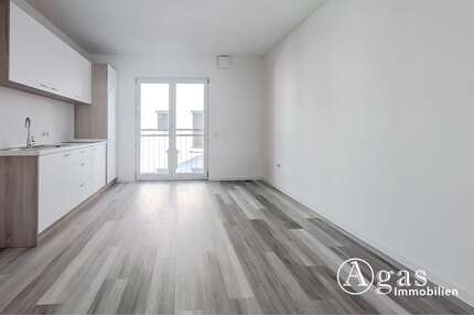 Wohnung zum Mieten in Hennickendorf 890,00 € 44.77 m²