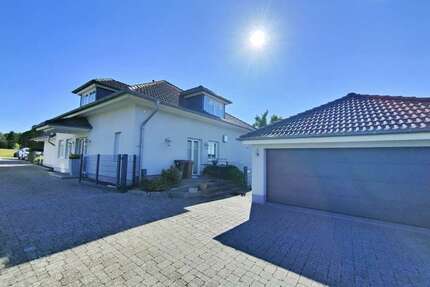 Haus zum Kaufen in Taunusstein 998.000,00 € 215 m²