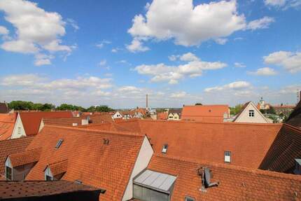 Sofort Bezugsfrei - Atelierwohnung auf zwei Ebenen über den Dächern der Augsburger Innenstadt