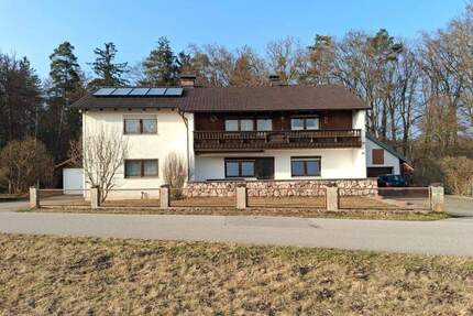 Großzügiges Haus im Grünen - vielseitig nutzbar, kurzfristig verfügbar | 659.000 € - Emmerting