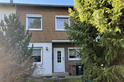 Solides, gepflegtes Reihenendhaus mit Garage in Vellmar