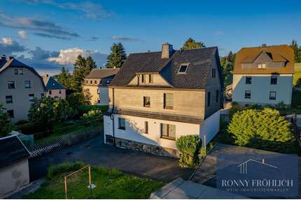 Haus zum Kaufen in Thum 200.000,00 € 100 m²
