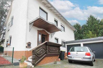 Charmantes Zwei- bis Dreifamilienhaus mit grüner Oase und hervorragender Lagequalität in Wörrstadt