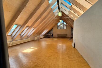 Großzügige Loft-Dachgeschosswohnung - Eichstetten am Kaiserstuhl