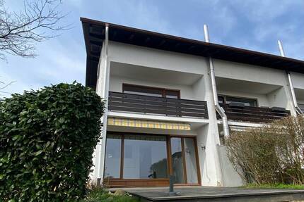 Charmant Wohnen - Mit einzigar - 1.900,00&nbsp;EUR Kaltmiete, ca.&nbsp; 146,00&nbsp;m&sup2;&nbsp;Wohnfl&auml;che in Rimsting (PLZ: 83253)