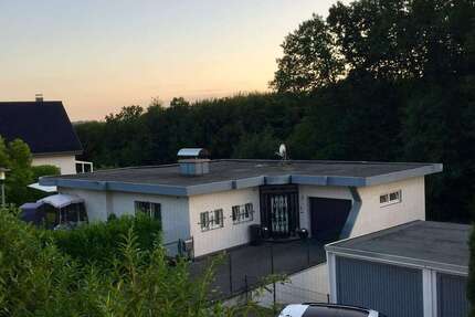 Haus zum Kaufen in Hennef-Uckerath 595.000,00 € 160 m²