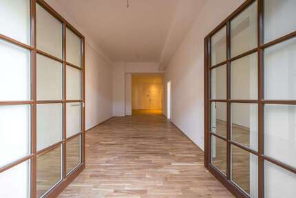 Wohnung zum Mieten in Chemnitz 913,50 € 91.35 m²