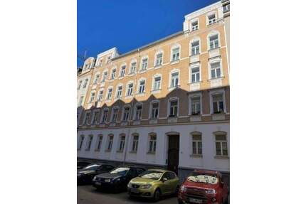 GEMÜTLICHES SINGLE-NEST MIT PARKETT, FUßBODENHEIZUNG SOWIE MODERNEM DUSCHBAD - Chemnitz Sonnenberg