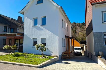 Einfamilienhaus mit 123 m² Wohnfläche in Schmitten zu vermieten - Schmitten im Taunus
