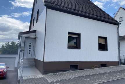 Haus zum Kaufen in Freisen Ortsteil Oberkirchen 175.000,00 € 120 m²