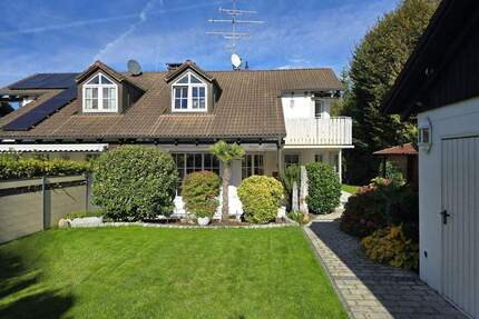 Elegante Doppelhaushälfte mit Einliegerwohnung und Doppelgarage - Grasbrunn Neukeferloh