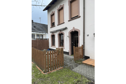 Fell a.d. Mosel - seniorengerechte EG Wohnung - 2 Zi-Kü-Bad und Terrasse